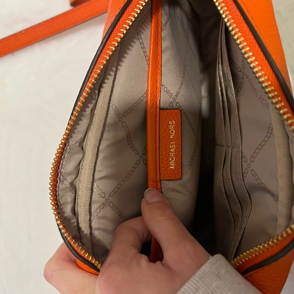 Michael Kors Vibrant Orange Crossbody Bag - Picture 2 of 3